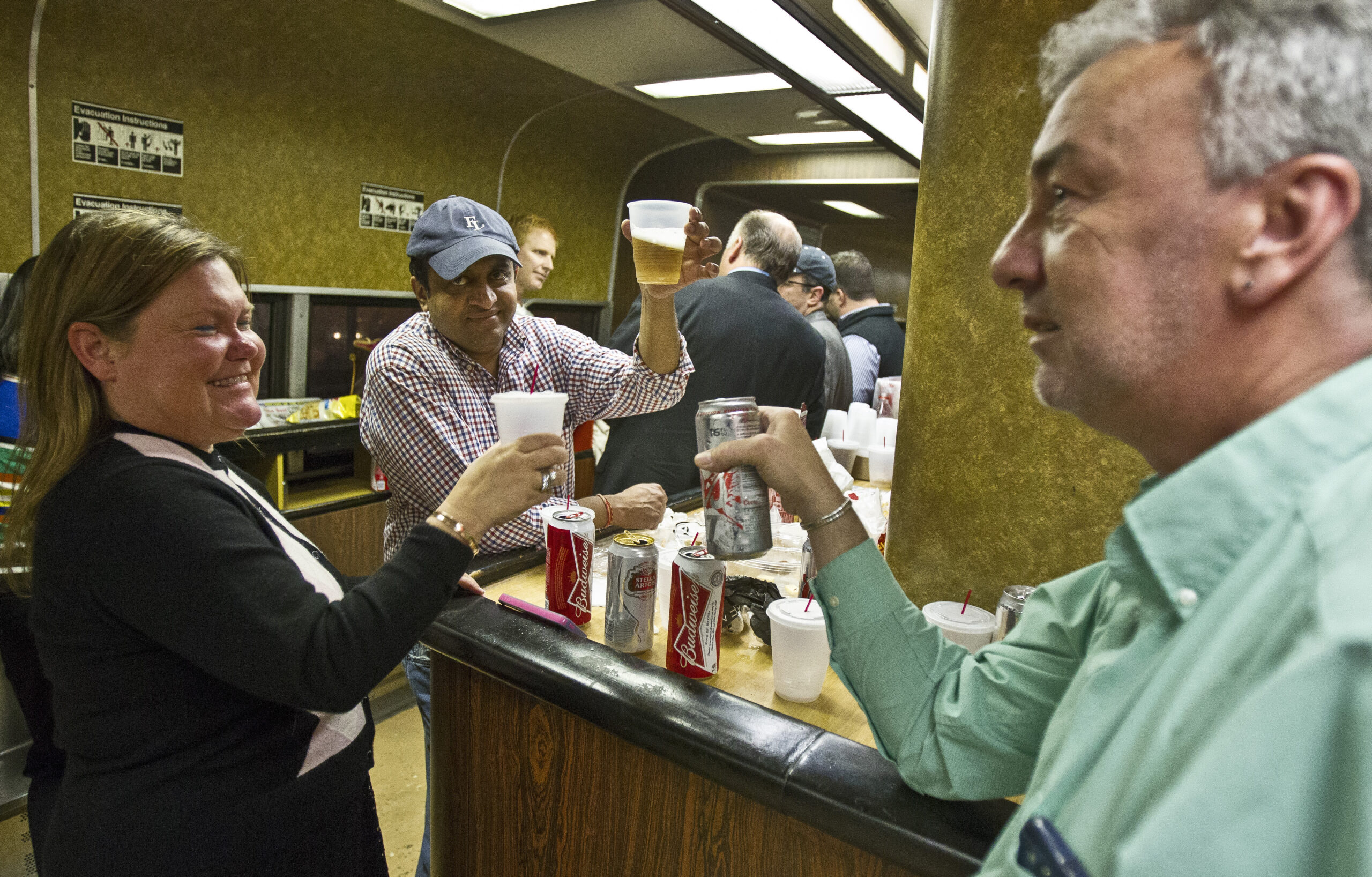 Bar cars make last run on NYC-area commuter trains