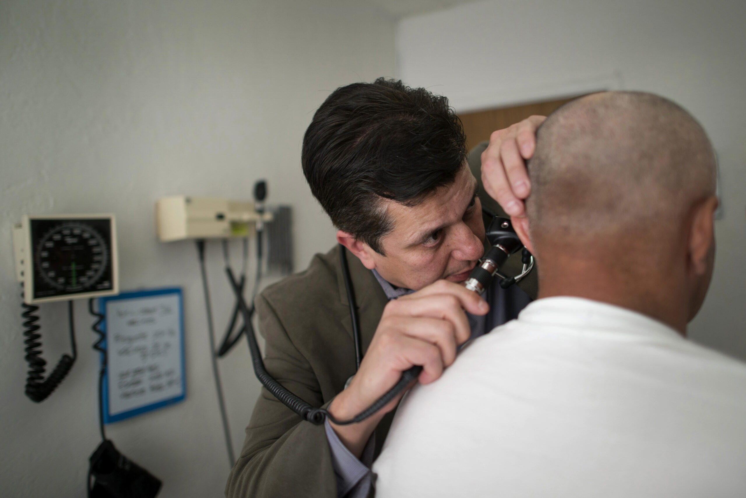 Tax-free health accounts popular among older, wealthier workers
