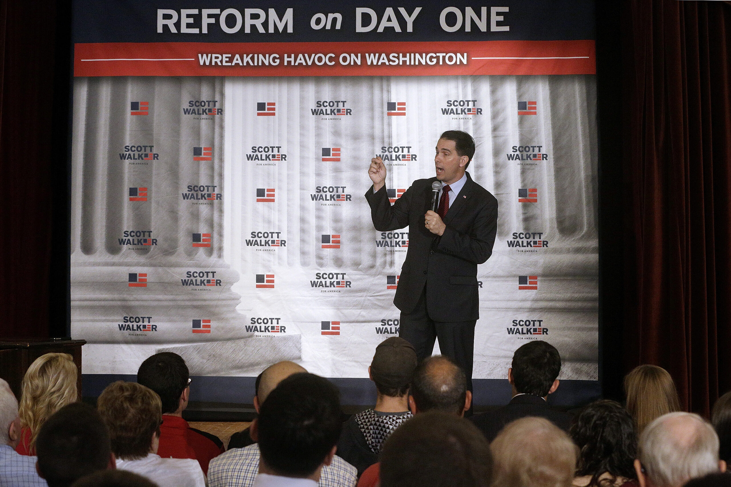 Wisconsin pundits: Walker needs debate of his life