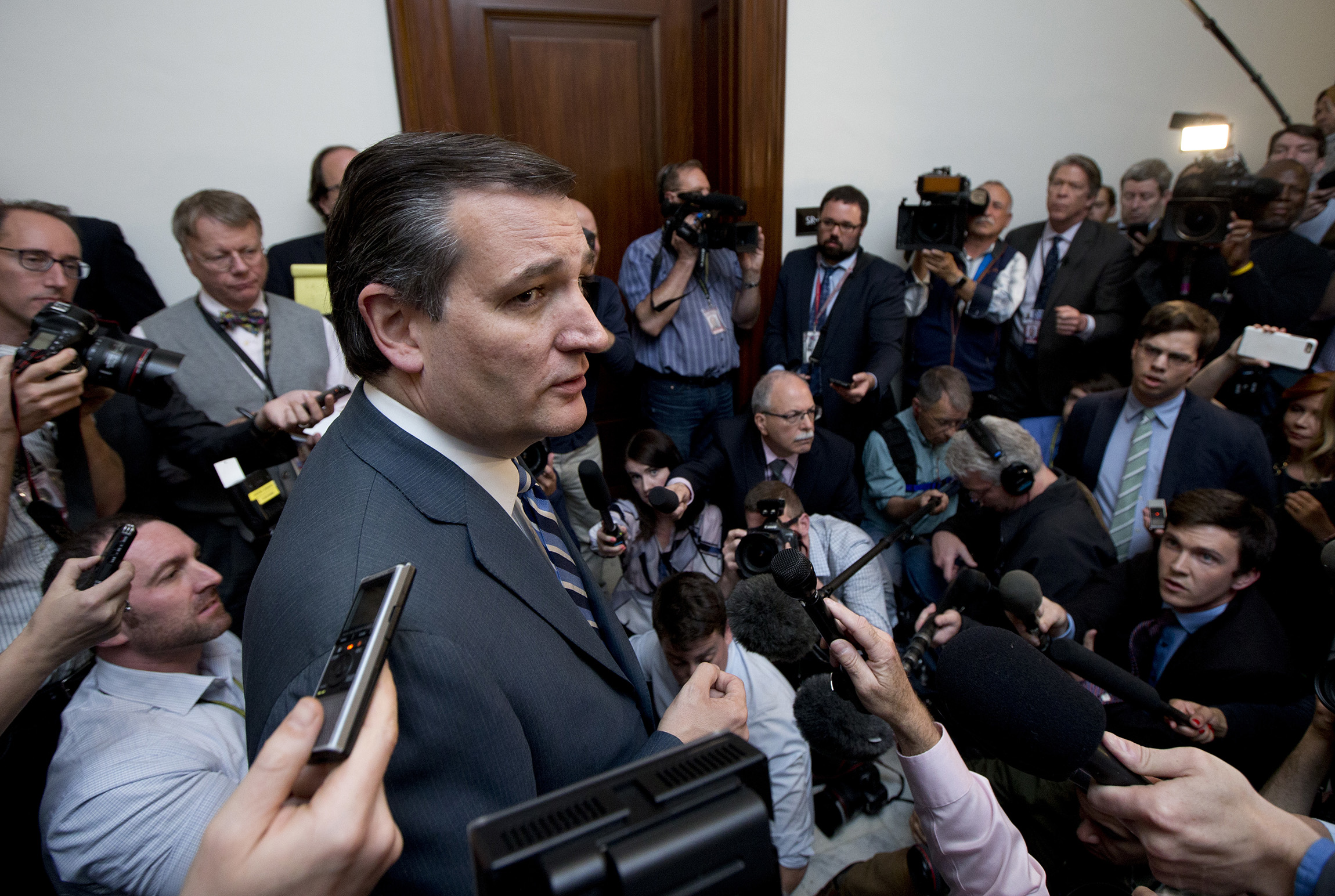 Ted Cruz: ‘I will happily remain an outsider’