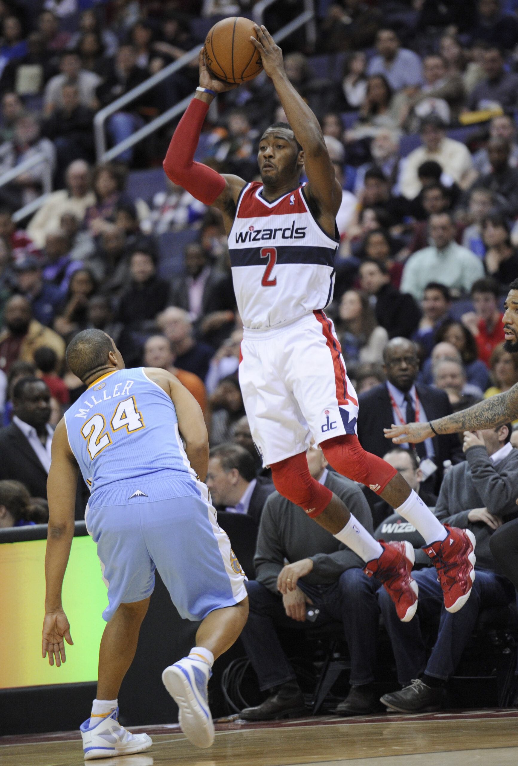 Wizards snap two-game skid with win over Nuggets