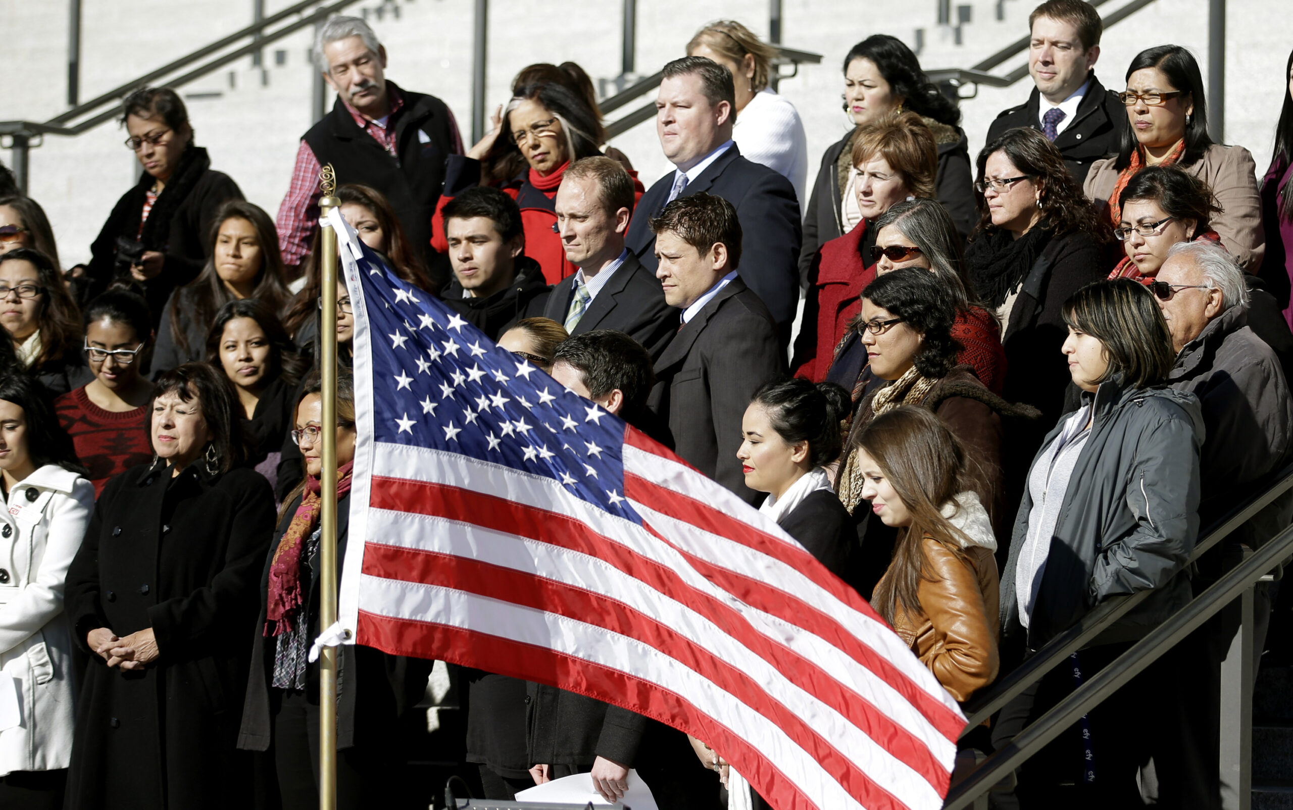 Obama promotes labor laws to immigrants before they arrive