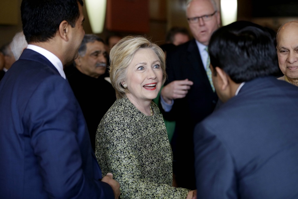 Poll: New Yorkers split on whether Clinton is one of them