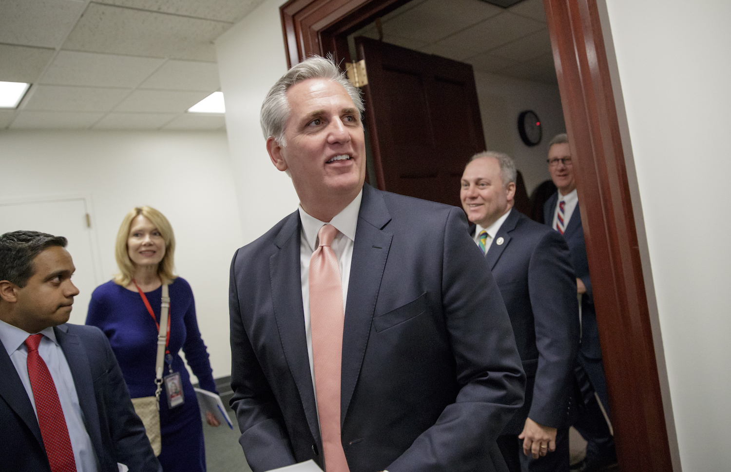 Majority Leader Kevin McCarthy asks Health and Human Services Secretary Price to consider axing California abortion mandate