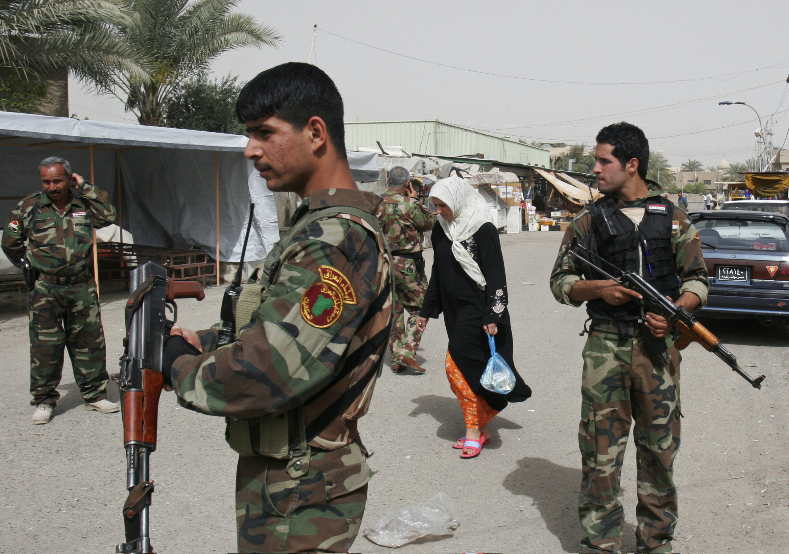 Iraq Sunni militias pinched by jihadis, corruption