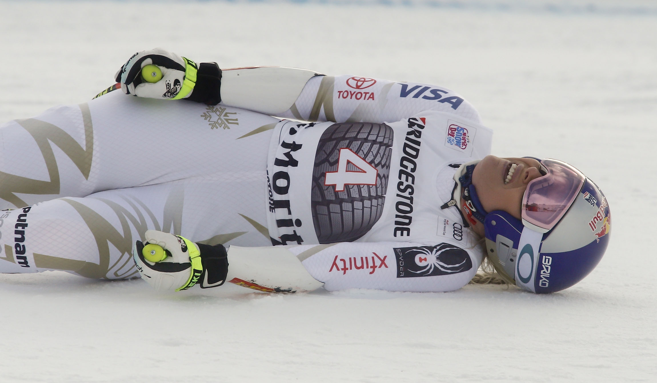 Lindsey Vonn injures back after Olympics rebuke of Trump