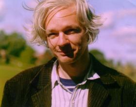 Julian Assange Suddenly Appeals to the Rule of Law