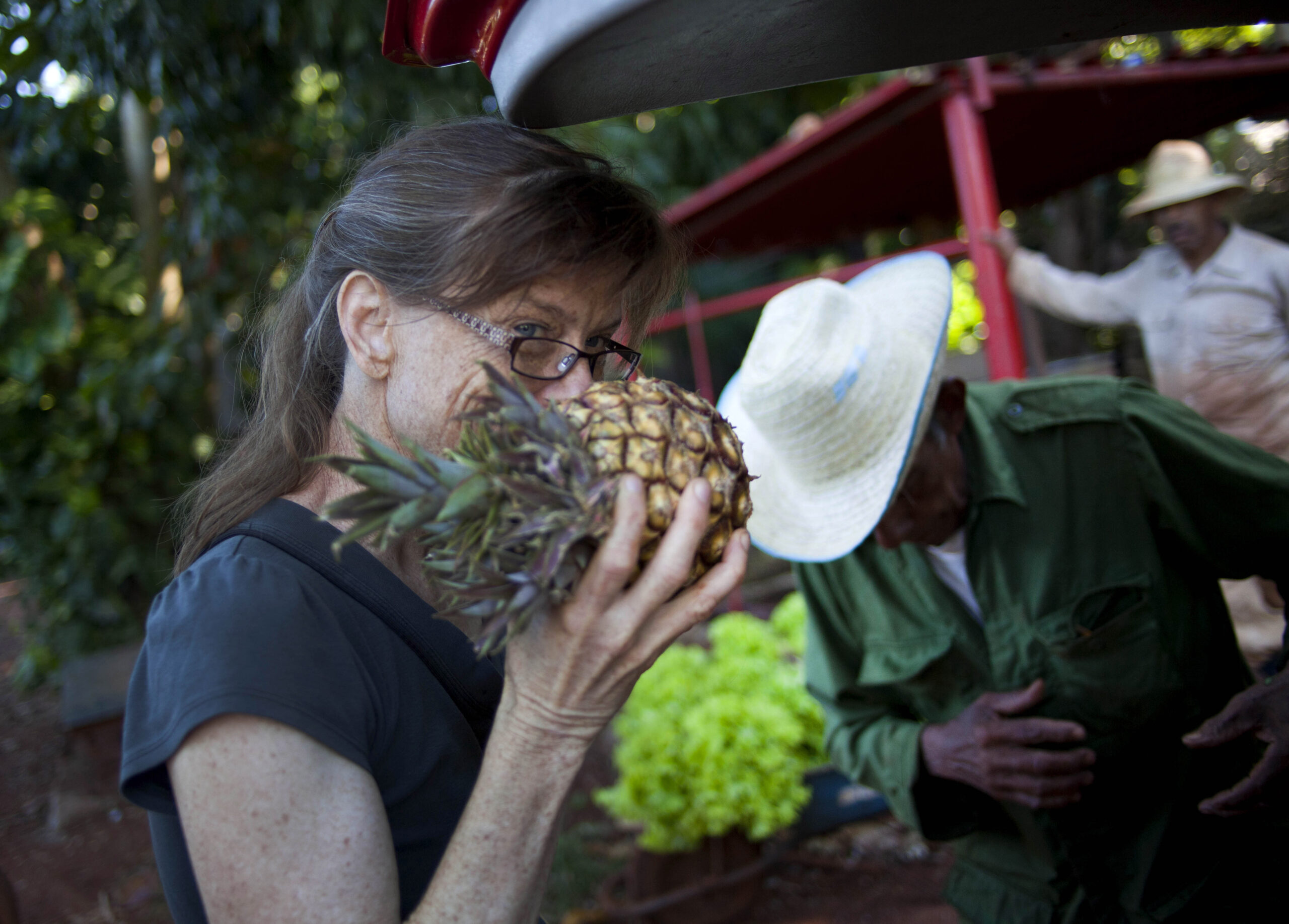 California chefs encourage fresh dining in Cuba