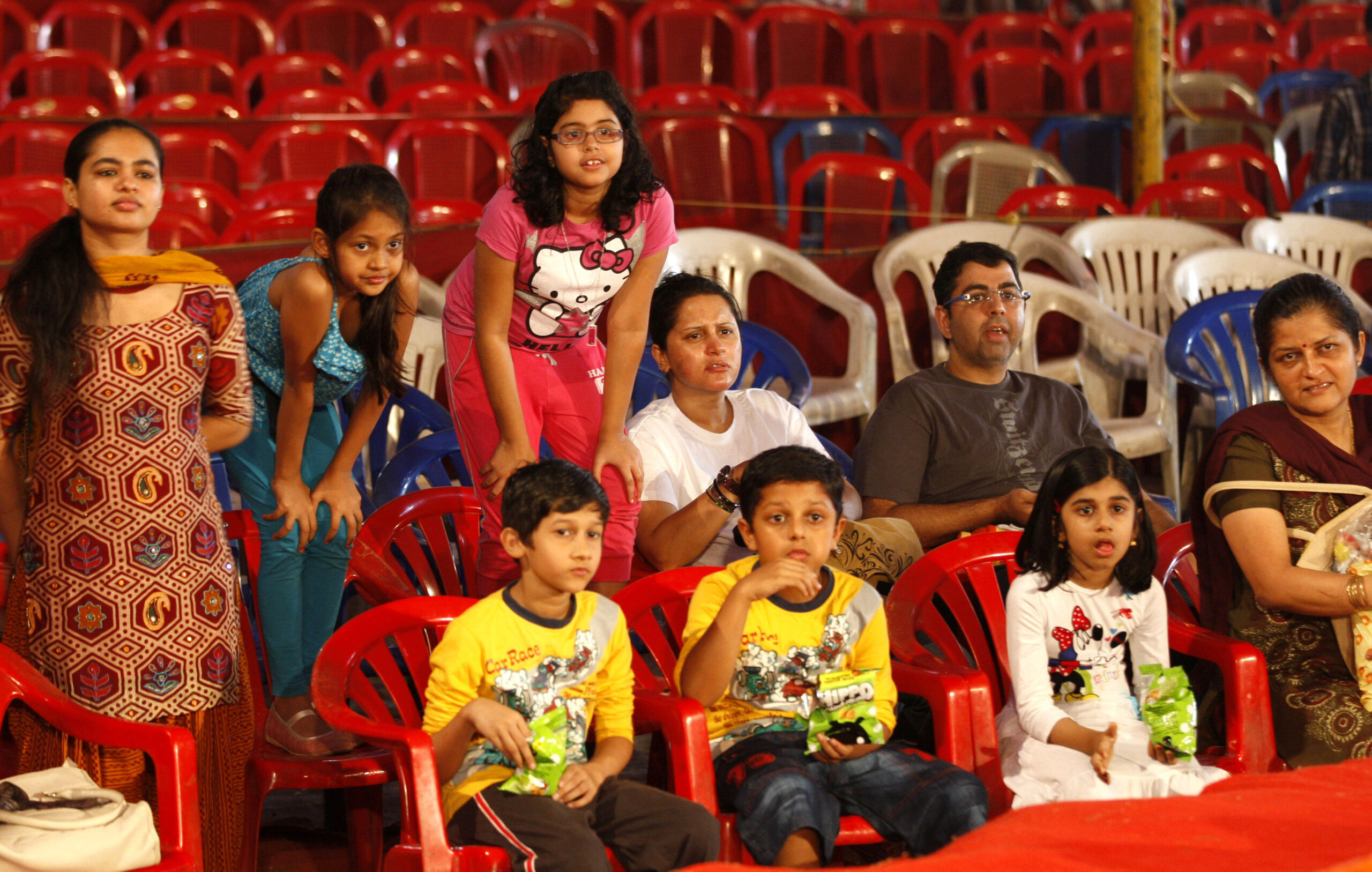 Indian circuses struggle to adapt after court bans