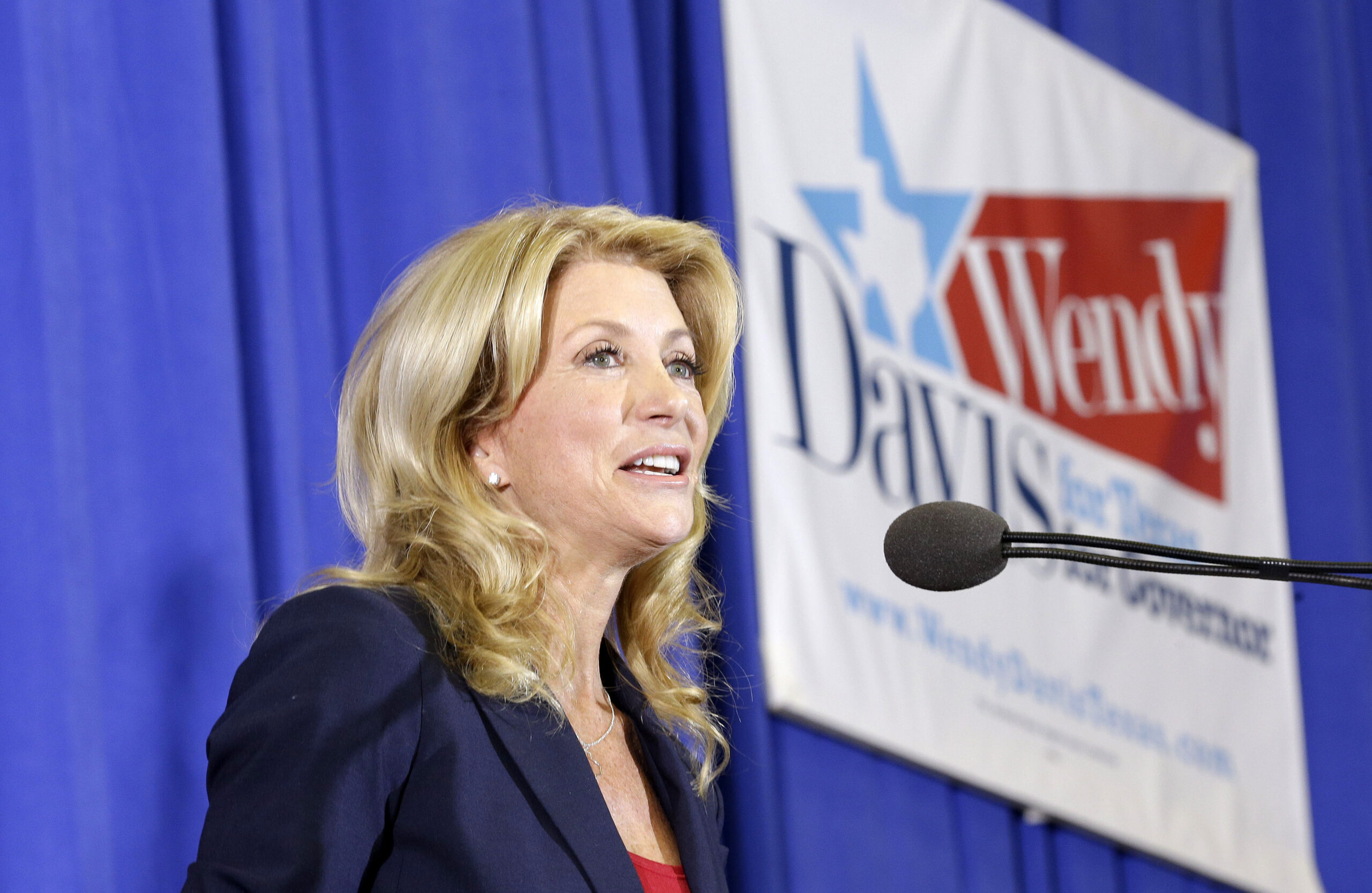 It isn’t easy going from Texas obscurity to a national political star like Wendy Davis
