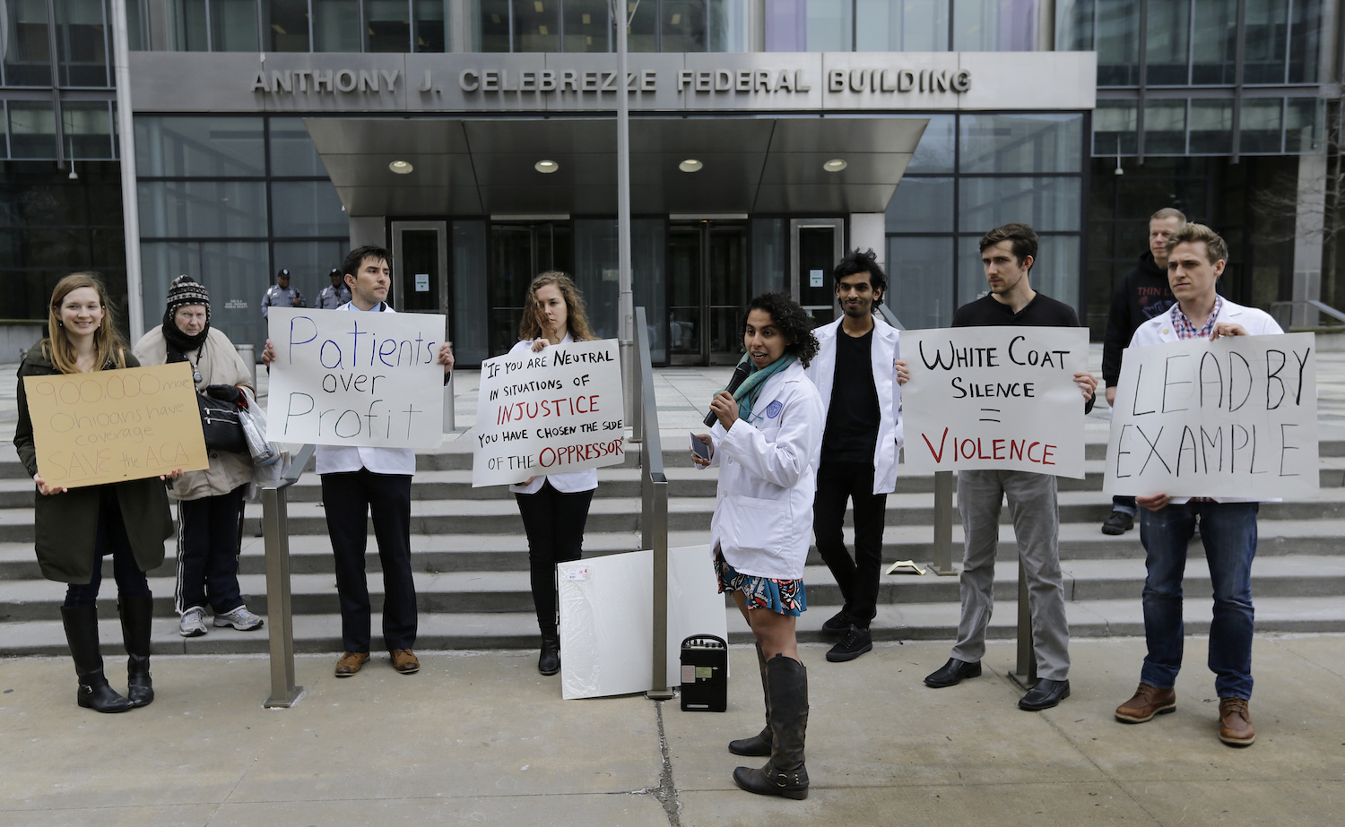 Doctors, hospitals oppose new Obamacare repeal plan