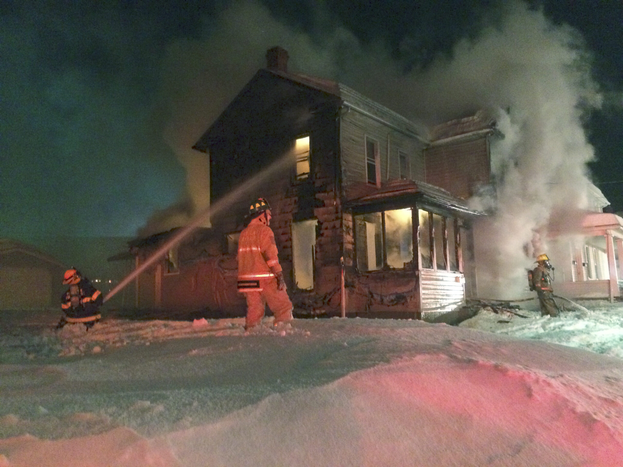 1 dead in Frostburg, Md., college rental home fire