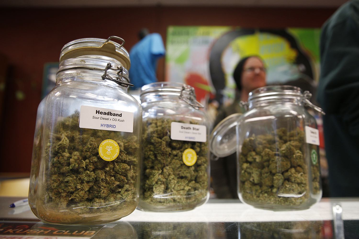 Pot sales in Colorado, Washington hit new highs on 4/20