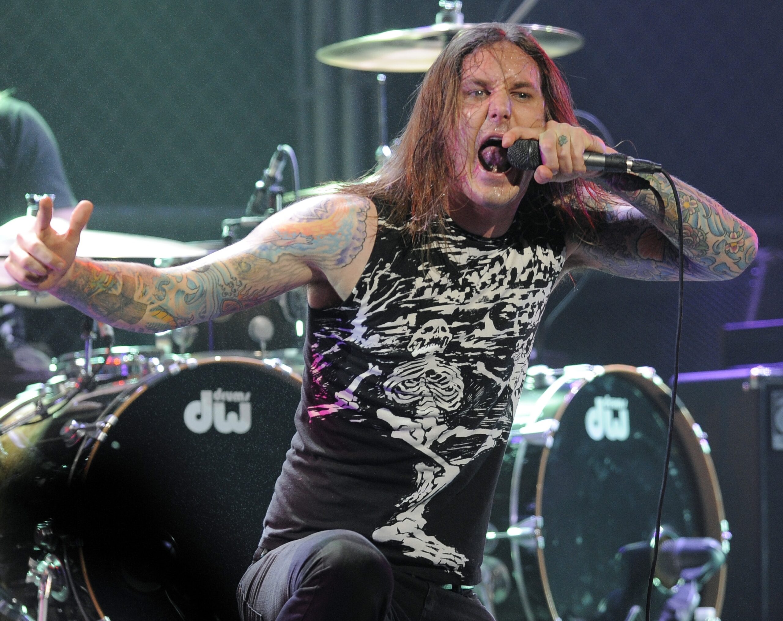 Singer arrested in Calif. murder-for-hire plot