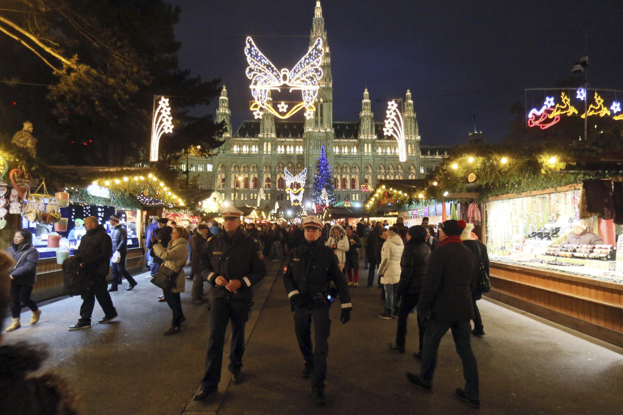 Tip causes Vienna police to step up security