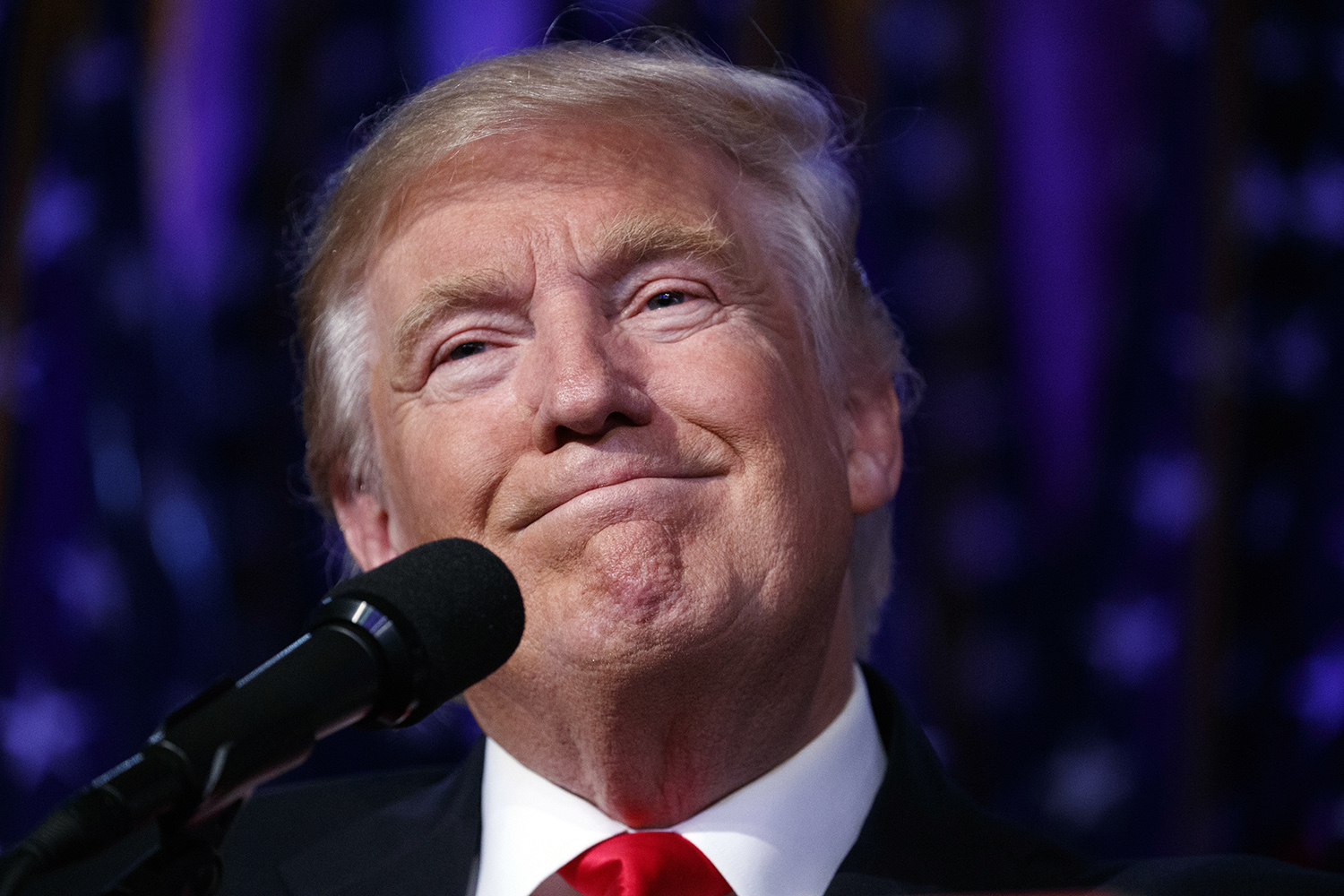Member of Electoral College resigns to avoid voting for Trump