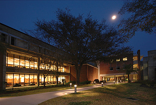 University of Florida Law School courtyard at night. Photo by Ray Carson - UF News BureauD-1129
