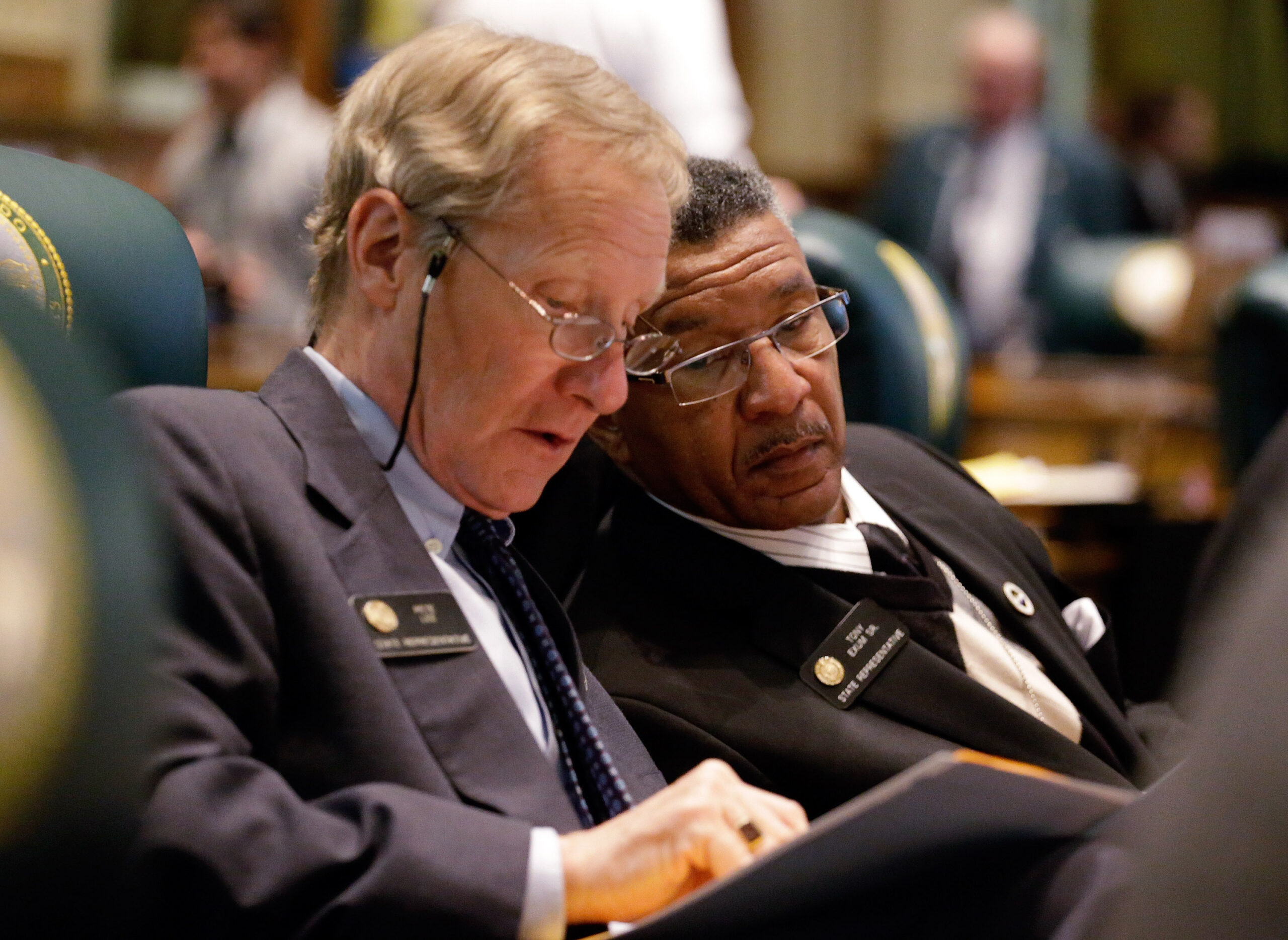 Colorado lawmakers OK civil unions for gay couples
