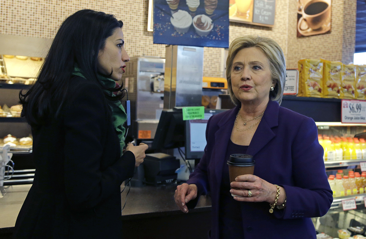 Clinton doubles down on ‘convenience’ excuse for email server