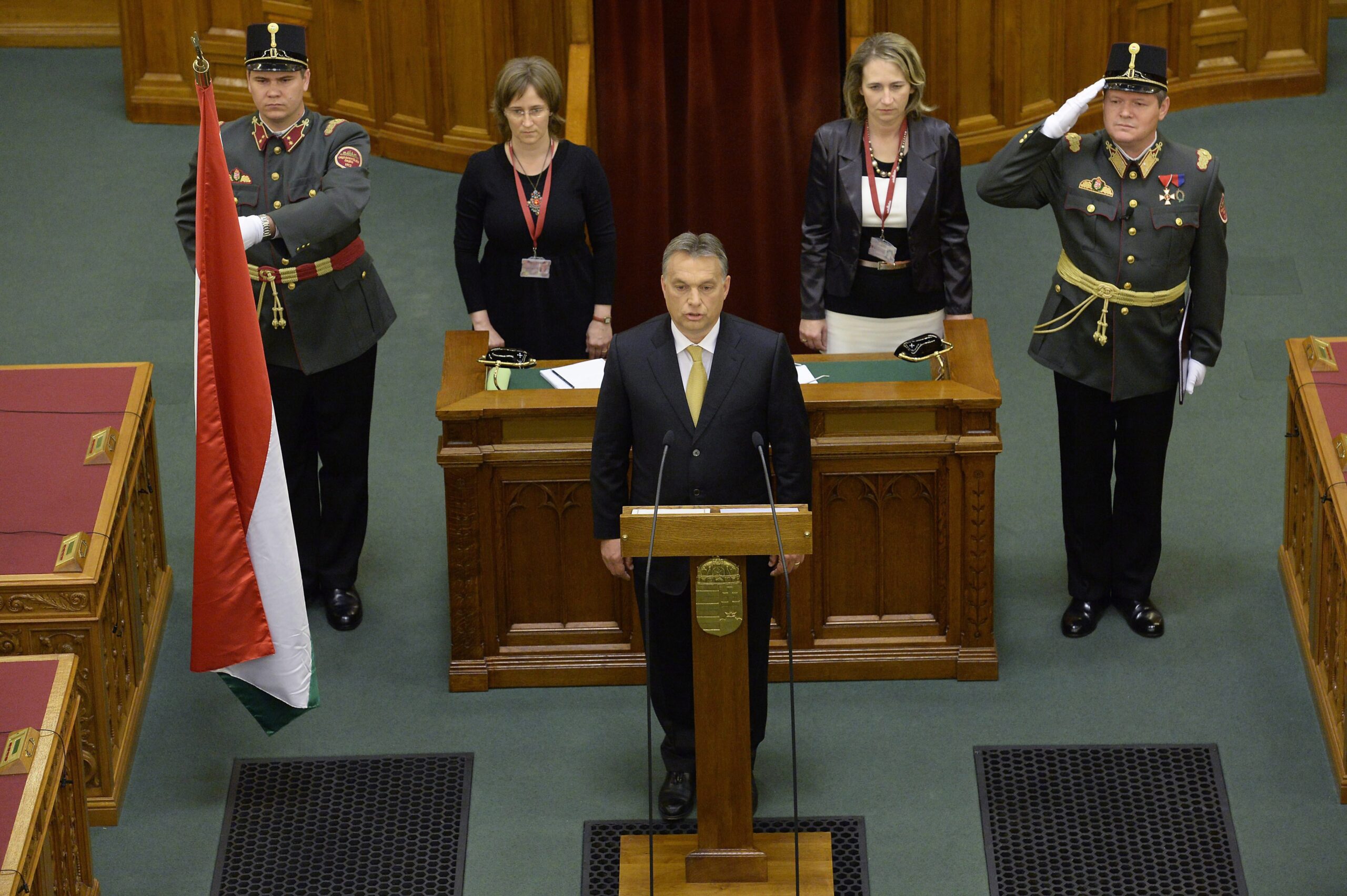 Hungary’s lawmakers elect Viktor Orban to 3rd term