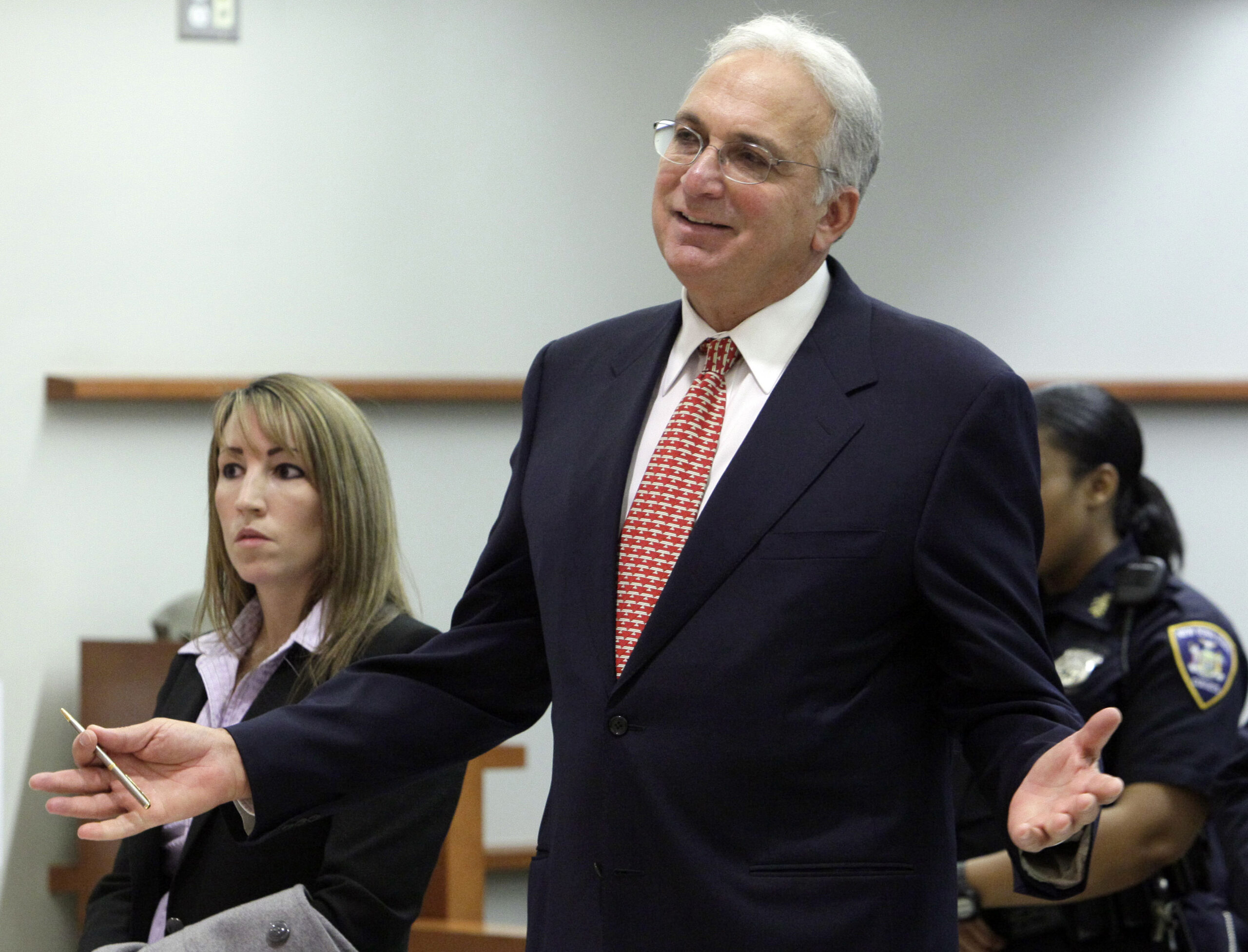 3-year-old NYPD ticket-fixing case goes to trial