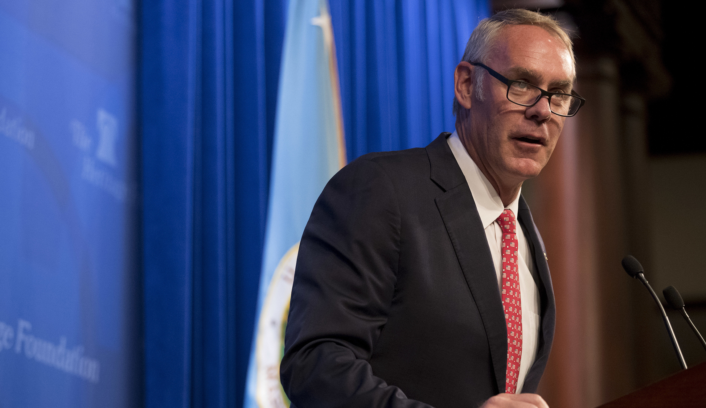 Interior Secretary Ryan Zinke gave incomplete travel documentation, inspector general says