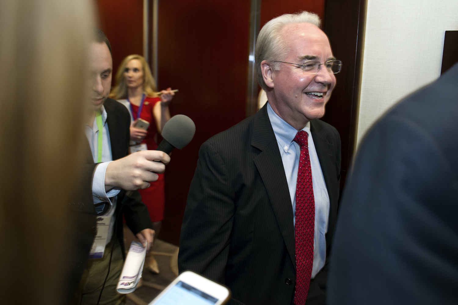 Trump administration backs House Obamacare plan