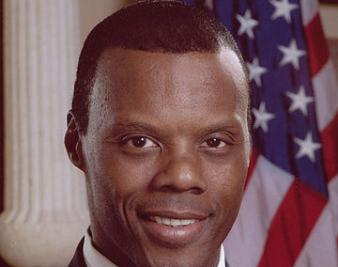 Watts Defends Gingrich’s Freddie Work