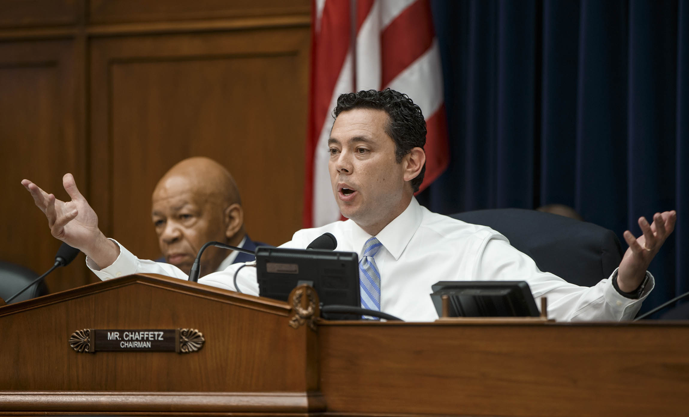 House panel wants Mylan to answer for EpiPen