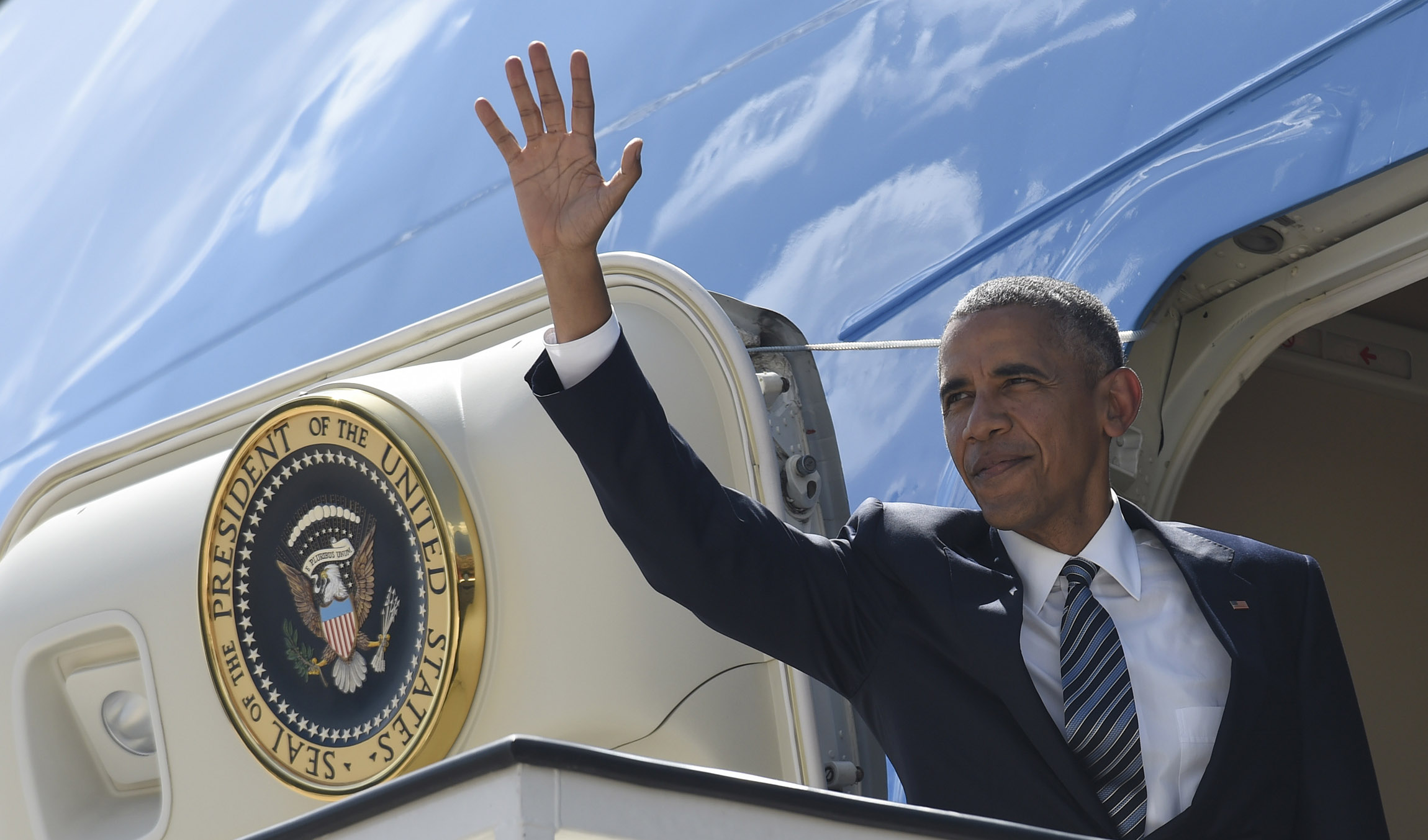 Obama: Americans deserve better flying experiences
