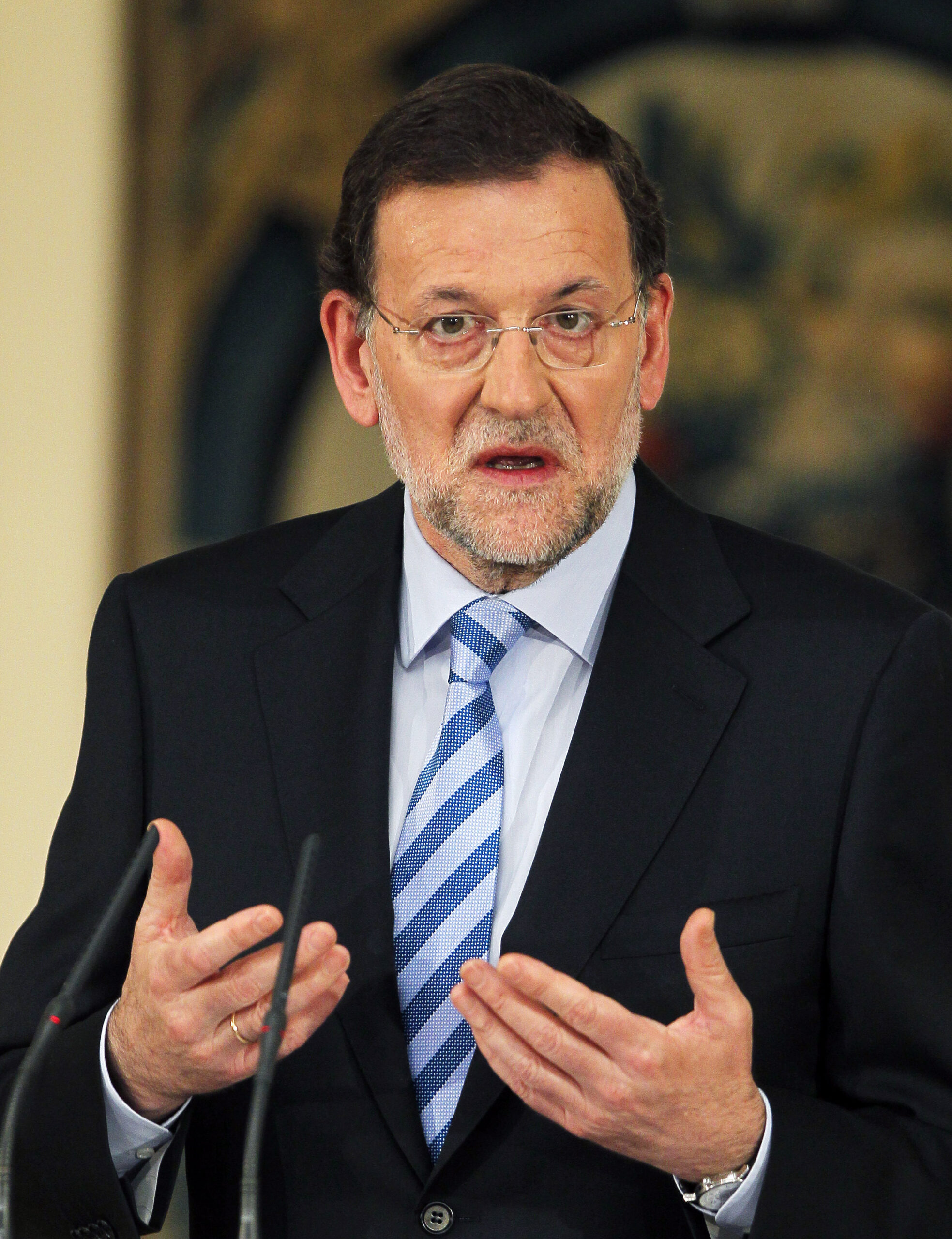 Spain’s Rajoy at center of bank bailout firestorm
