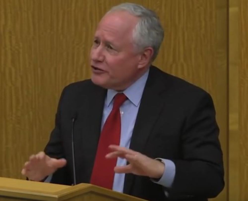 Kristol and Galston Discuss Election in Harvard Debate