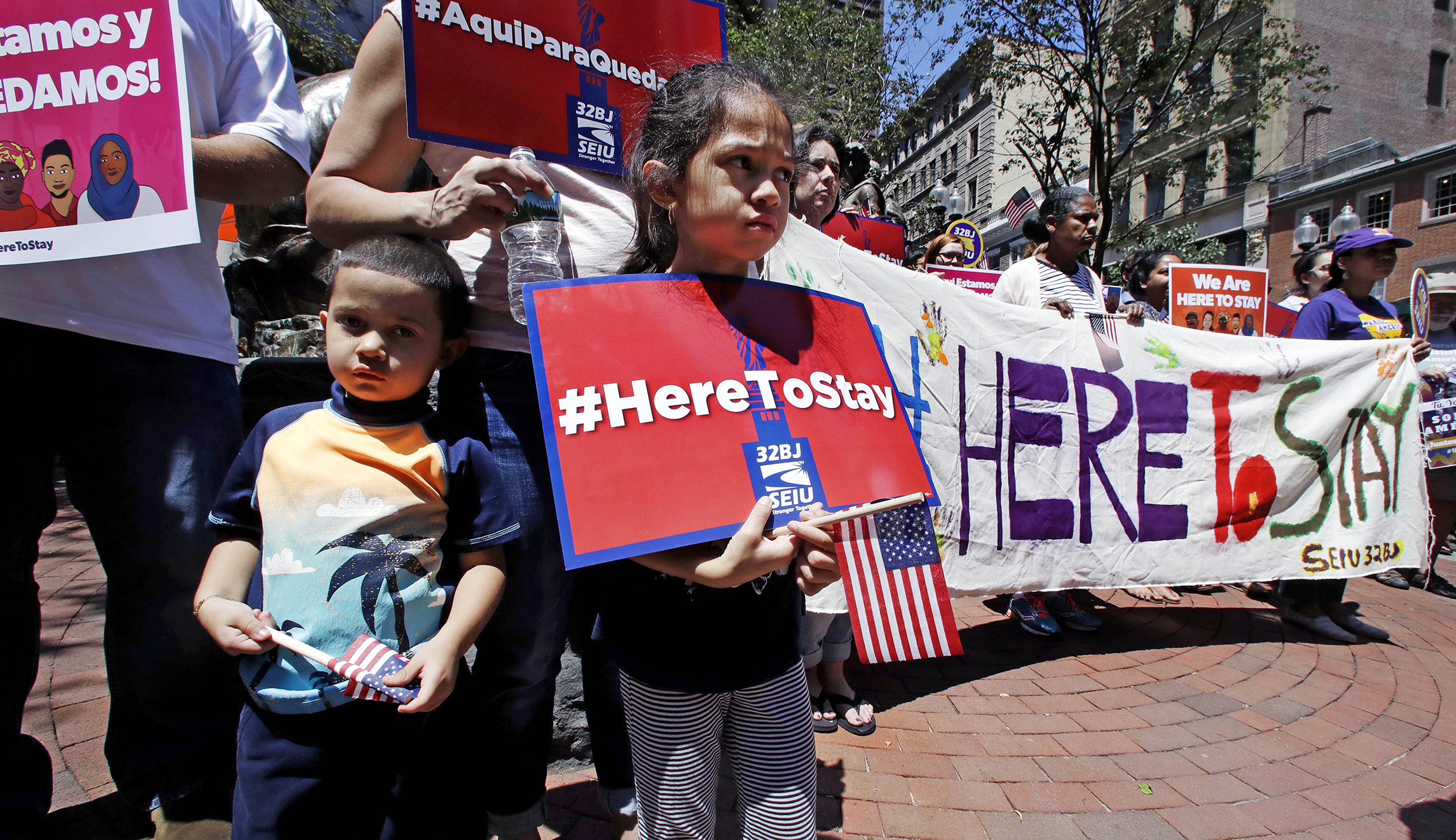 Trump administration cuts El Salvador’s temporary protected status for 200,000 recipients