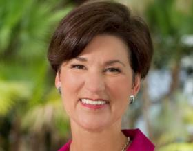 Alex Sink Fires Aide Who Helped Her Cheat in Florida Gubernatorial Debate