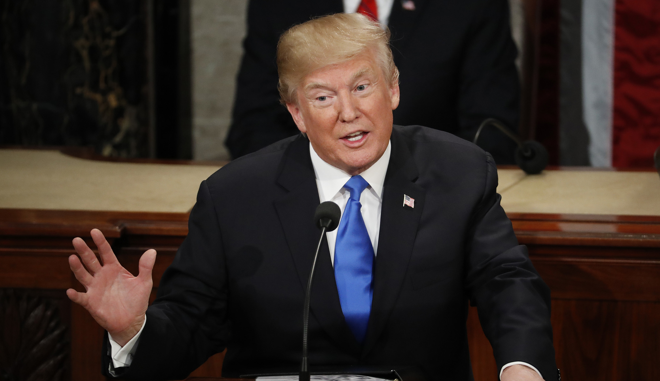 Trump endorses paid family leave