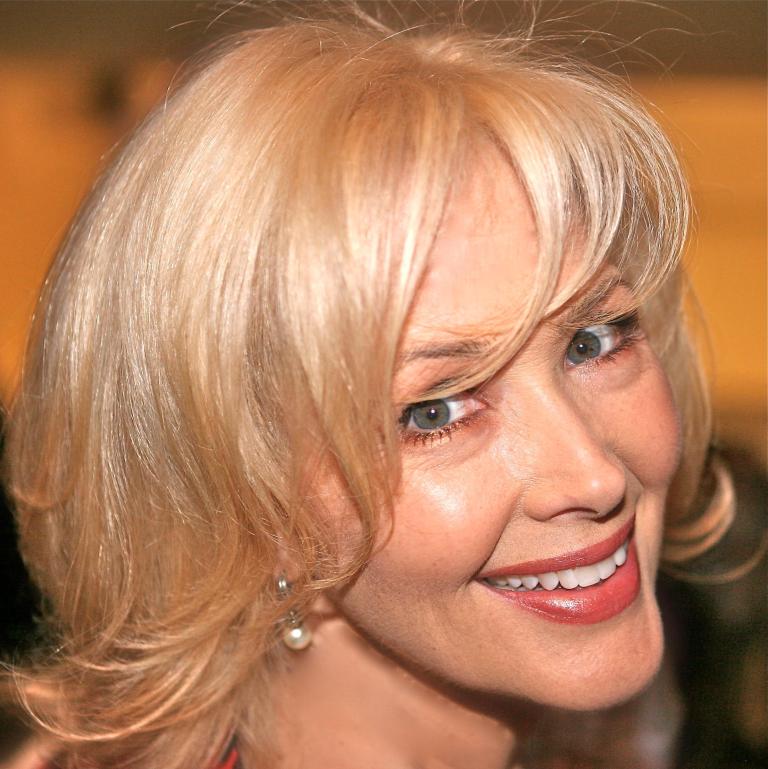 Janine Turner