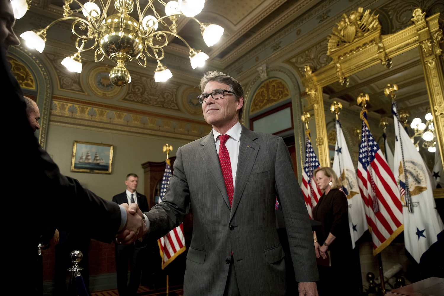 Perry orders grid plan to boost coal, nuclear