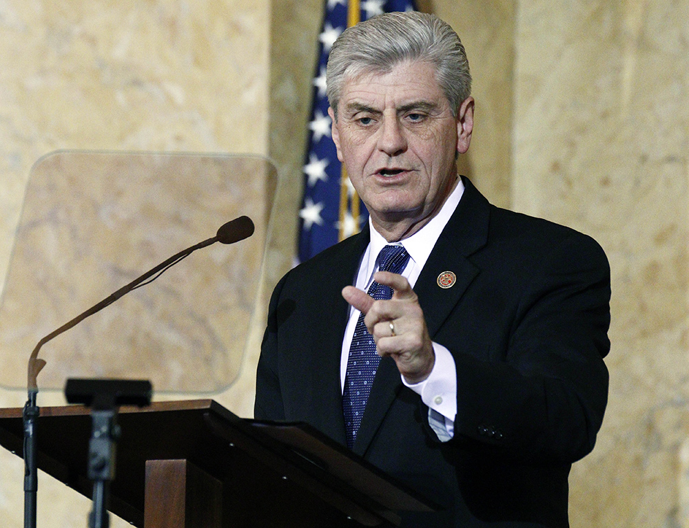 Mississippi governor makes endorsement hours before primary