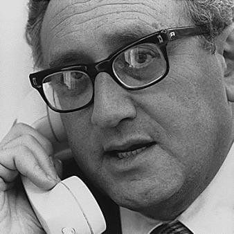 Rick Perry Meets With Henry Kissinger to Talk Foreign Policy