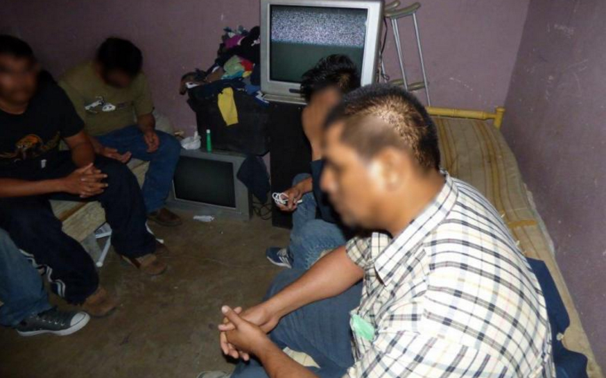 More than 50 illegal immigrants found in border stash house
