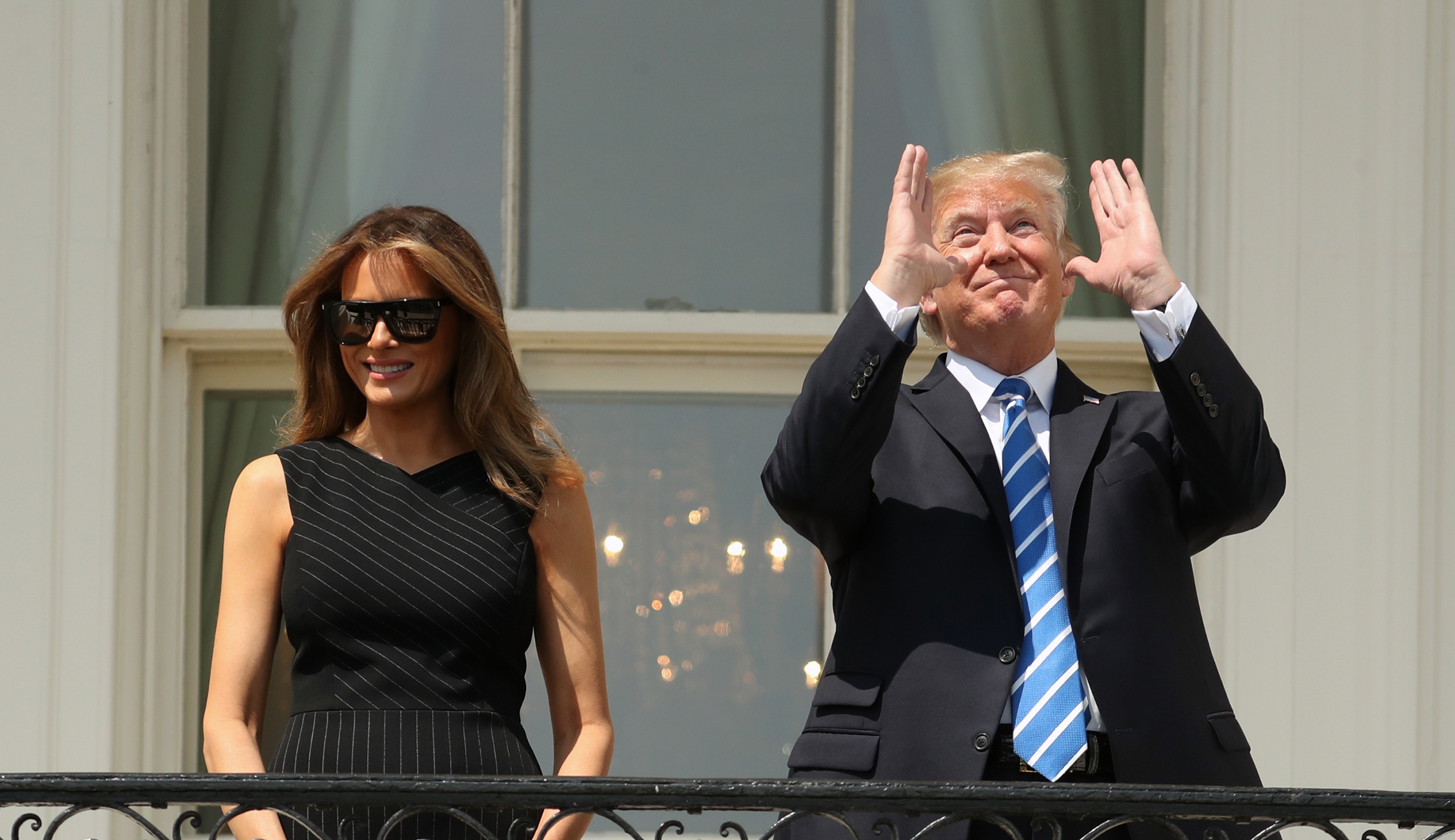 Twitter erupts as Trump looks at solar eclipse without glasses