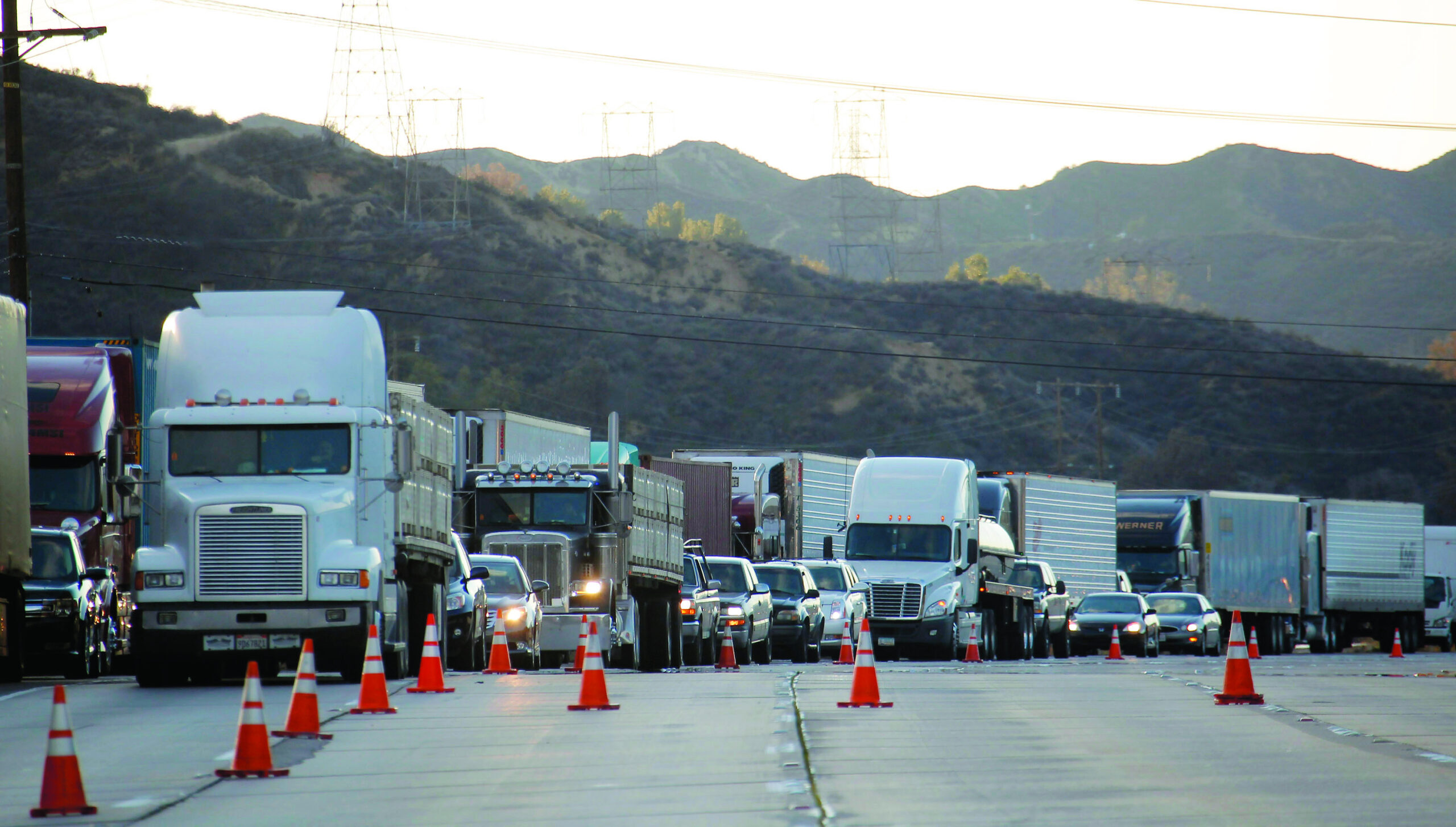 Bitter cold grips West; citrus and lettuce damaged