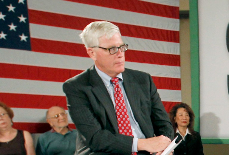 Hugh Hewitt is back to supporting Donald Trump less than a week after he urged the RNC to amend its rules to keep Trump from becoming the nominee. (AP Photo/Alex Gallardo)