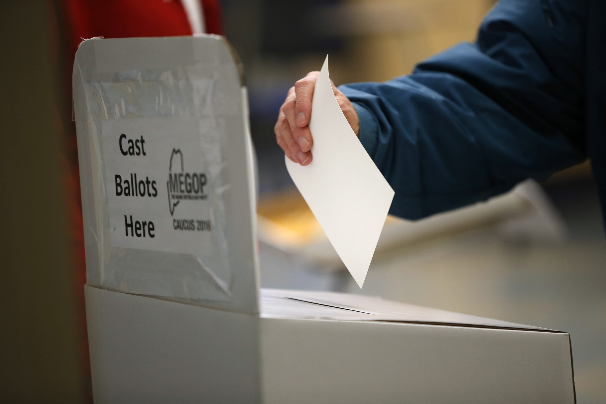 Track Kansas, Kentucky, Maine and Louisiana caucus, primary results