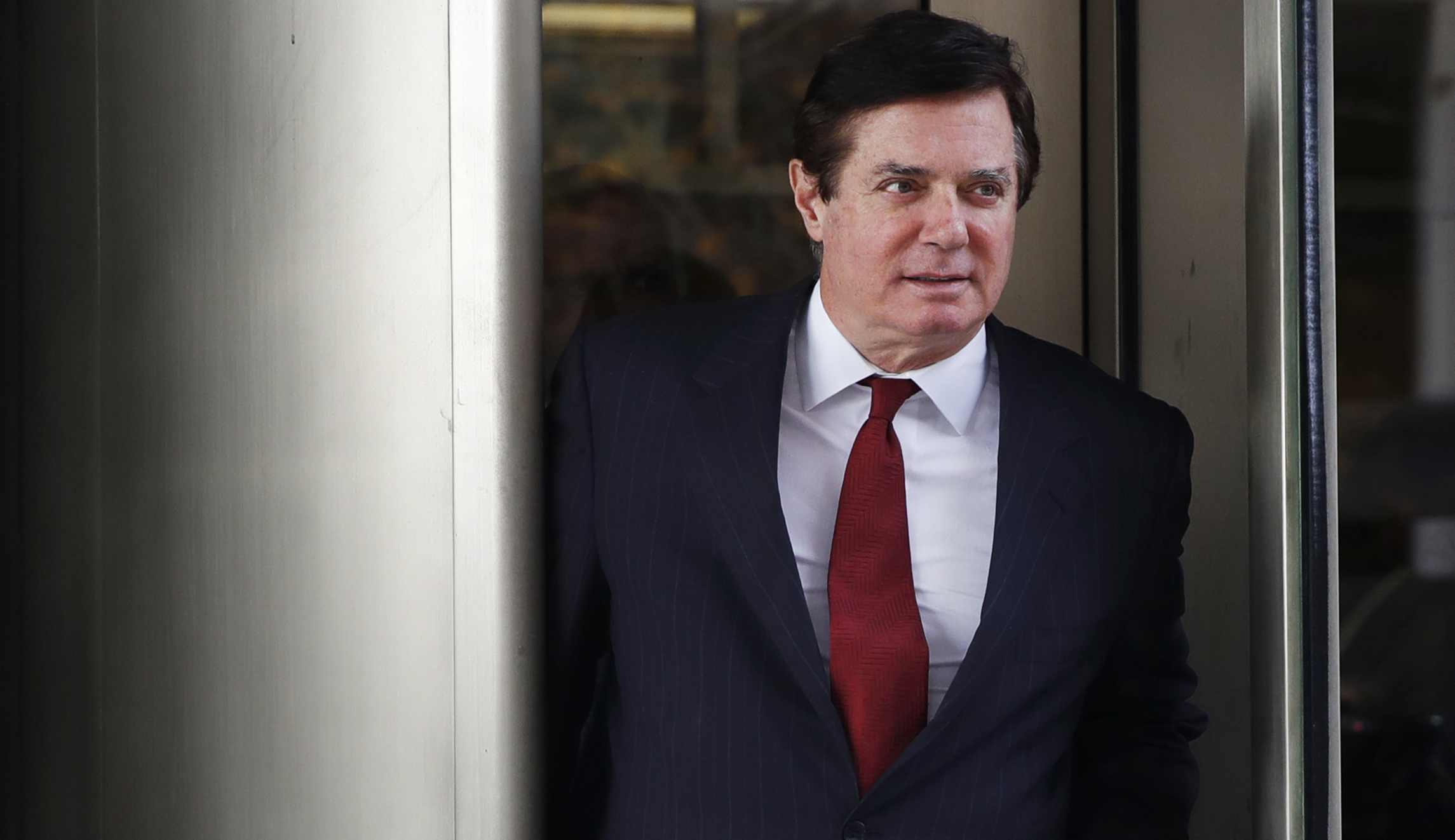 Paul Manafort’s legal team bites back at Robert Mueller over Ukraine op-ed