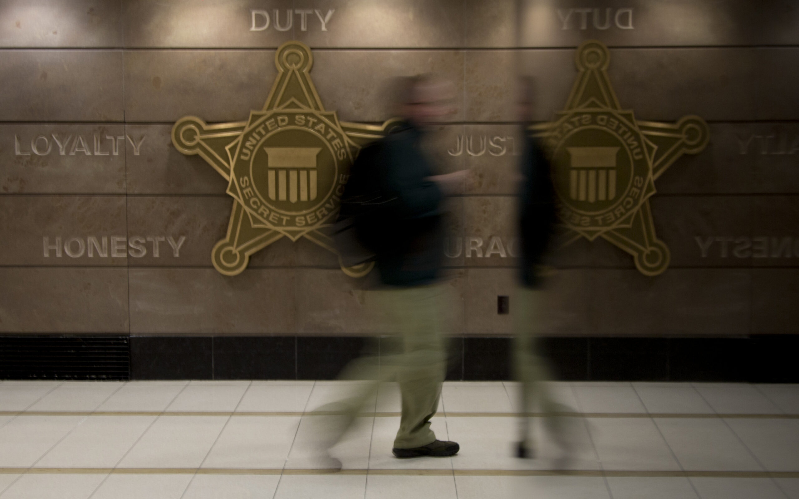 Exclusive: Secret Service agents accused of ordering ‘Operation Moonlight’ remain on the job