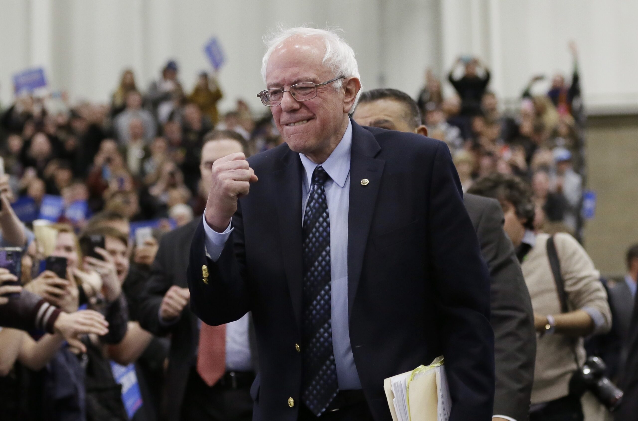 NRA tweets praise for Bernie Sanders