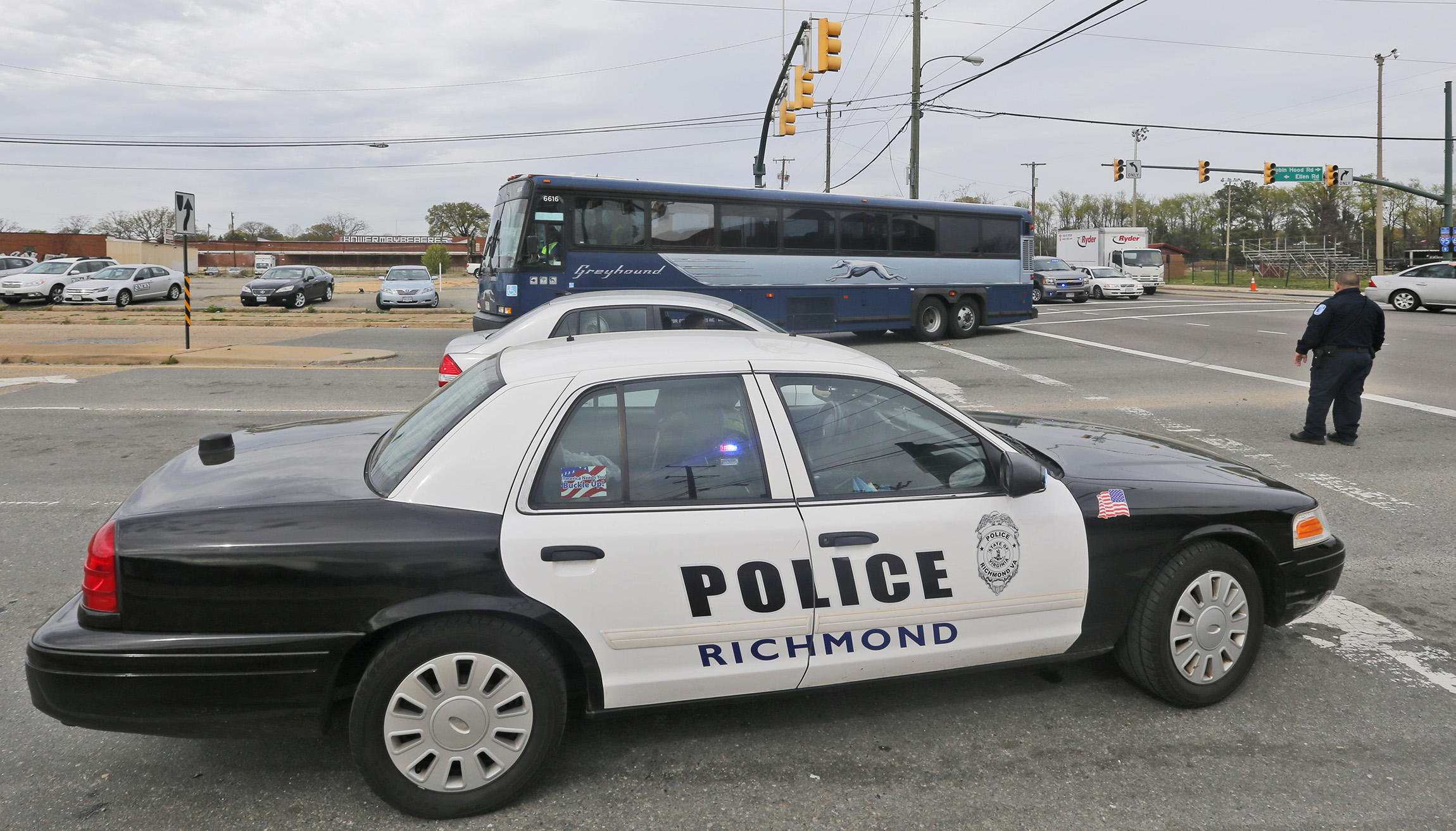 Report: Six shot, two critically at Virginia Greyhound station