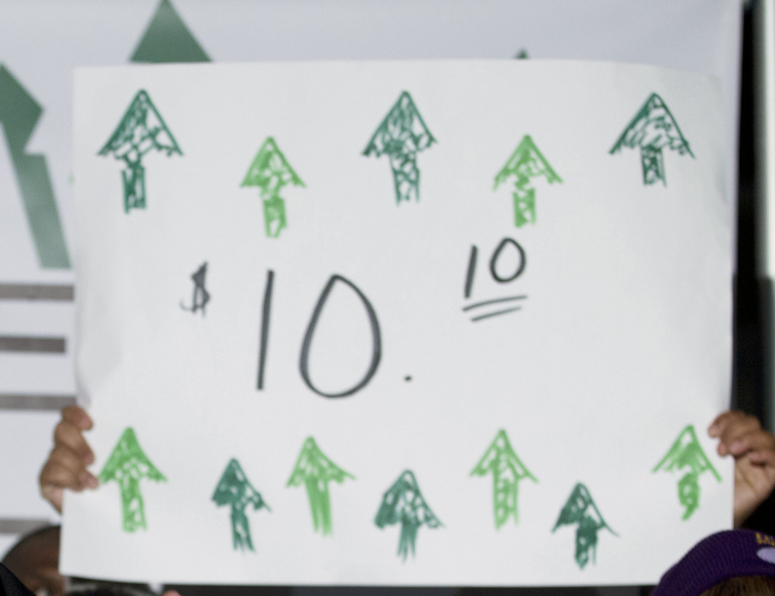 CBO: $10.10 minimum wage would lower employment by 500k, raise incomes for 16.5 million