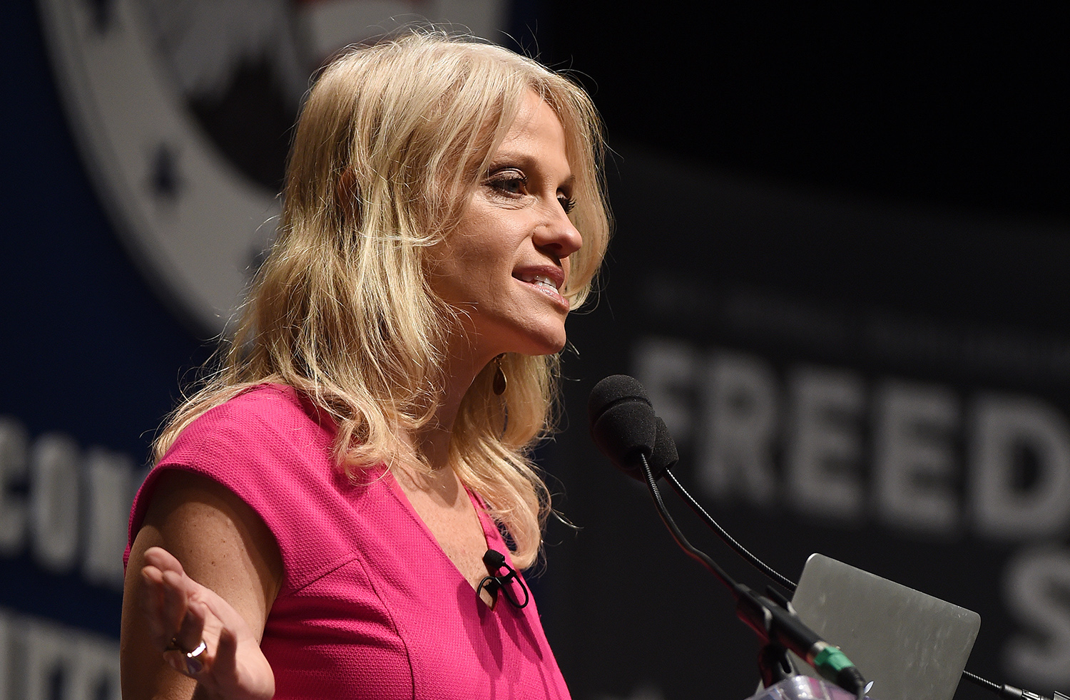 Conway calls Clinton a liar, dodges on Trump’s medical history and tax returns